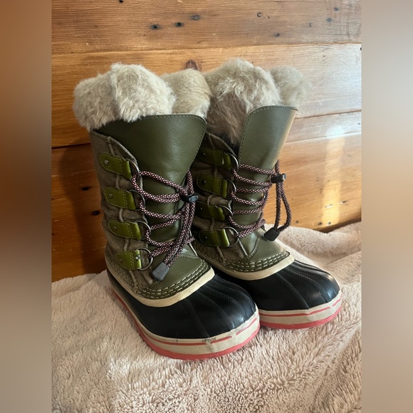 Sorel Other - Sorel boots for girls